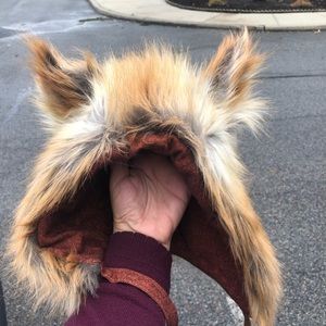 Fox hat by native fable. Size 4/5